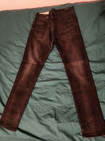 Jean Diesel noir taille slim W31 L32