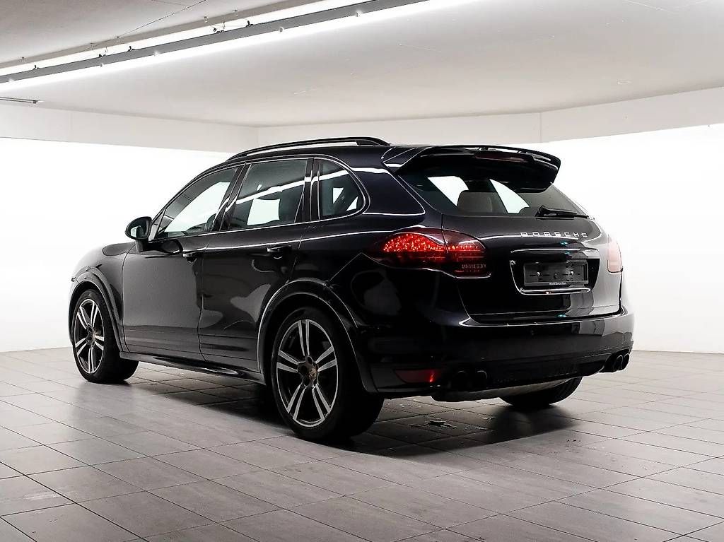 Automobili: Porsche Cayenne 4.8 V8 GTS TipT – Usato da Langenthal venduto da Goergens10 4