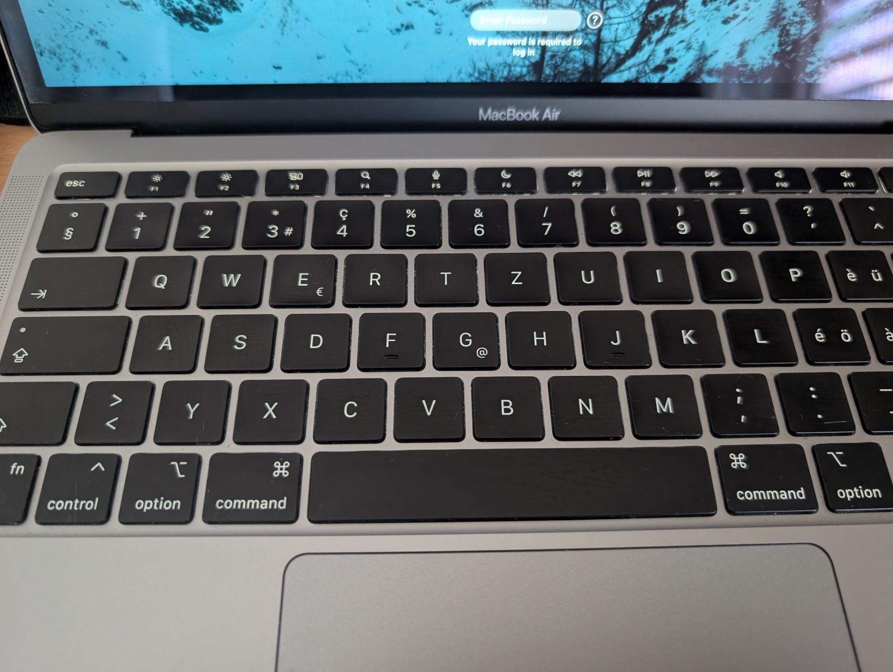 Apple Notebook: Macbook Air M1 2020, 13', Excellent Etat – Usato da Lausanne venduto da max_h6gl 1