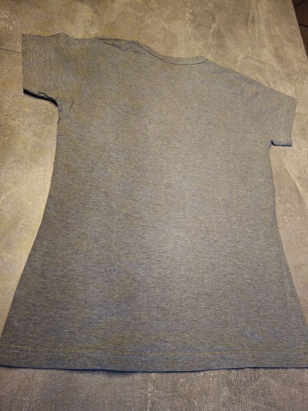 T-Shirts: T-shirt taille L marque Blowout – Gebraucht aus Villiers von san_jn5w 3