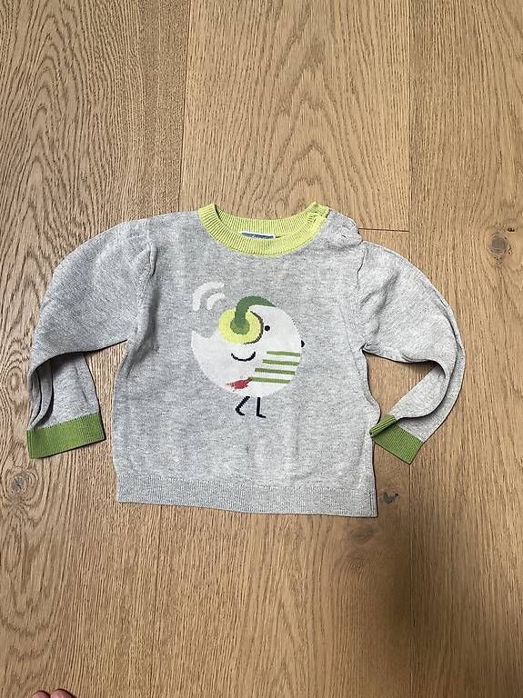 Maglioni & Felpe: Jacadi Pullover Gr. 88 entspricht 86 grau grün Junge – Usato da Zufikon venduto da Facerhead