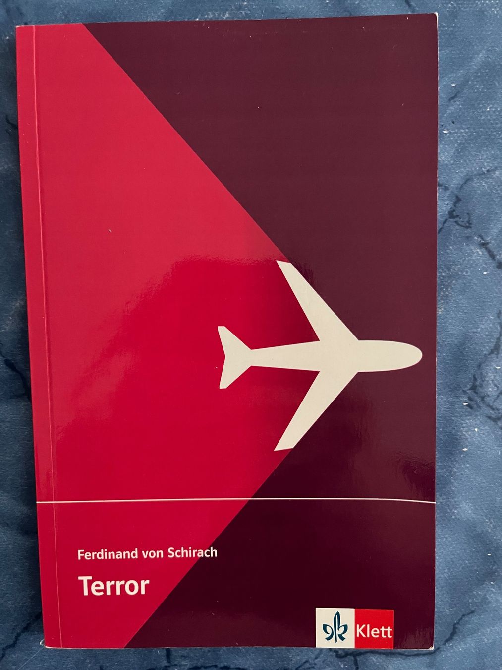 Bücher: Terror (Ferdinand von Schirach) – Gebraucht aus Würenlingen von bot_7zjf