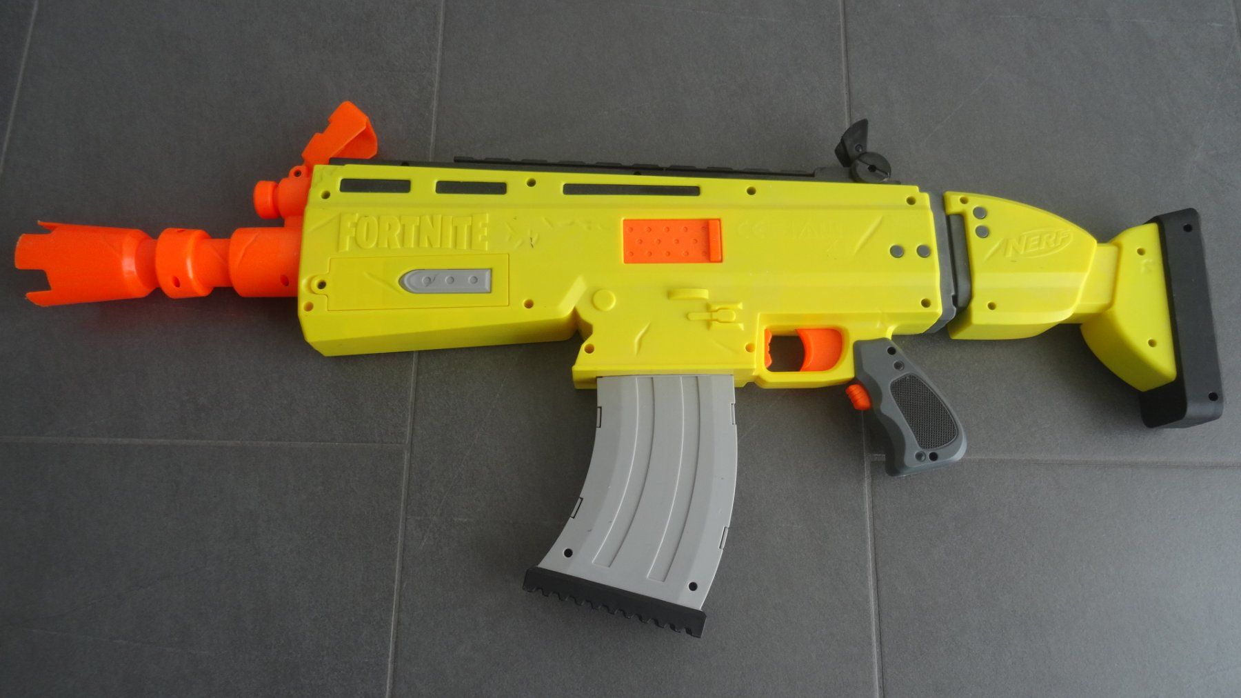 Nerf Giocattoli: Nerf Fortnite AR-L Elite Dart Blaster – Usato da Beinwil am See venduto da den_p9db 1