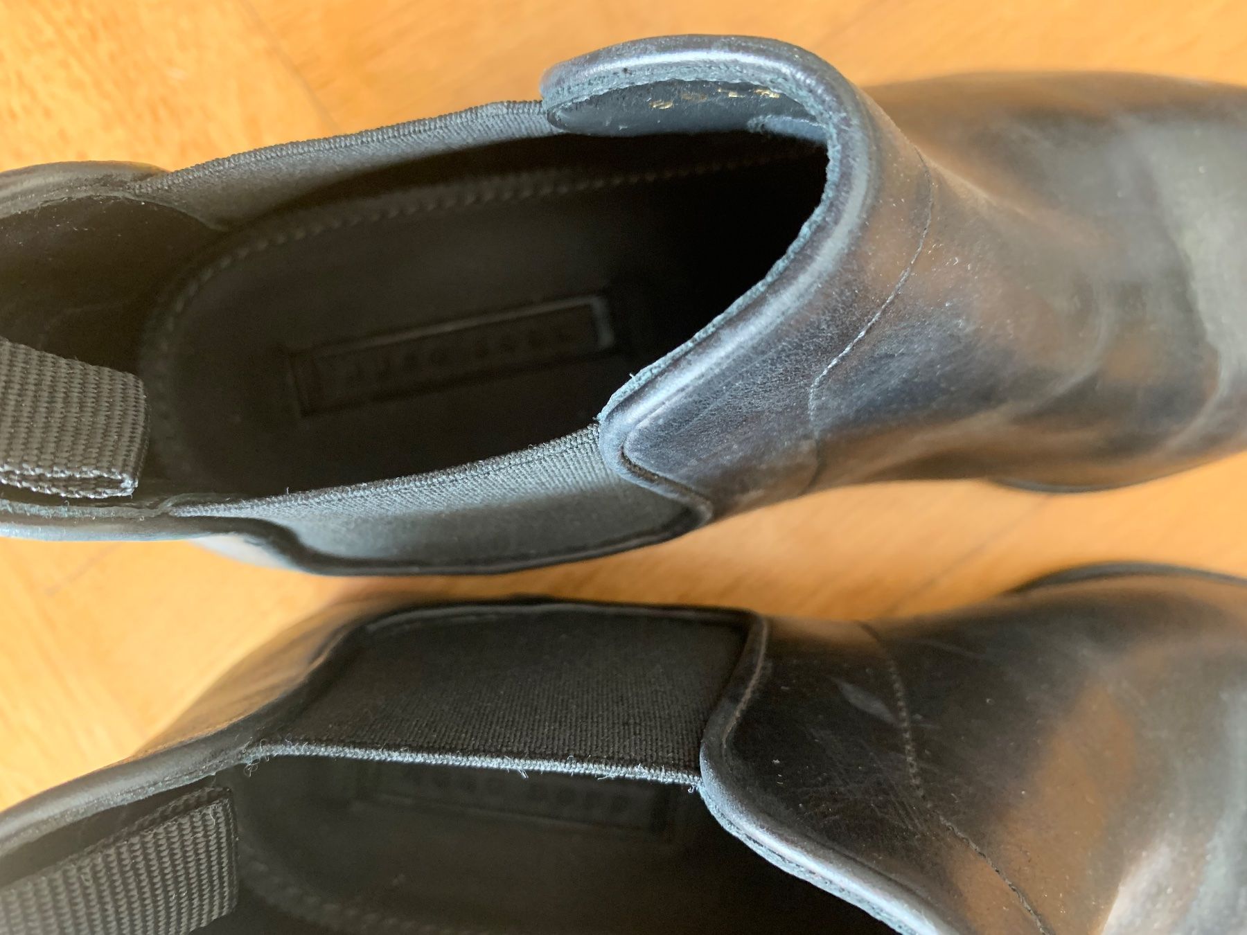Hugo Boss Scarpe da donna: Hugo Boss Boots – Nuovo (secondo la descrizione) da Glattbrugg venduto da A.S.90 2