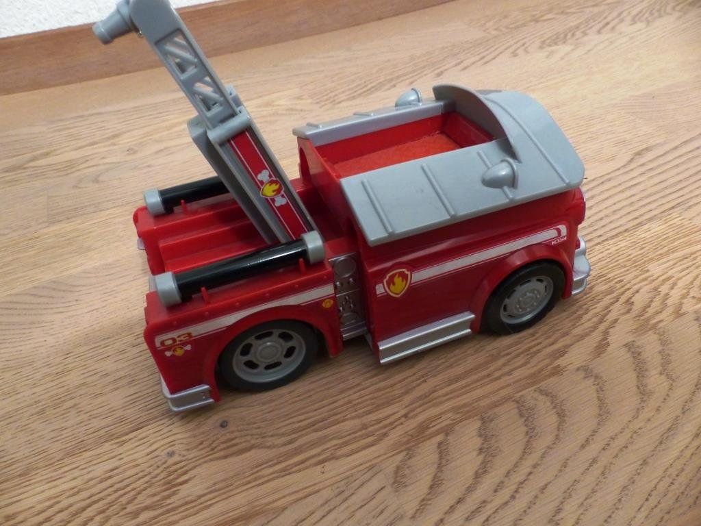 Spielzeuge: Paw Patrol Marshall Feuerwehrauto – Gebraucht aus Jona von Cinnestig