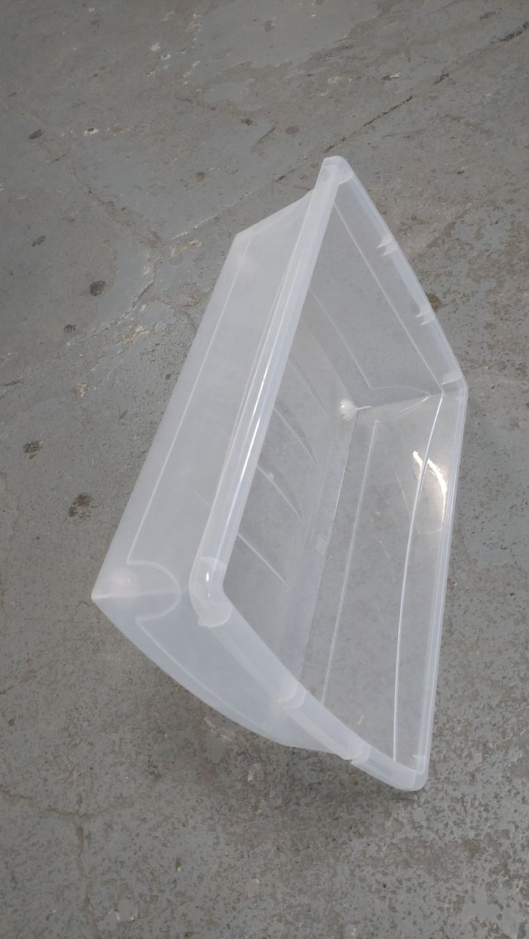 Transportkisten: 3 flache Plastikkisten gebraucht – Gebraucht aus Zürich von blaumeisli62 6