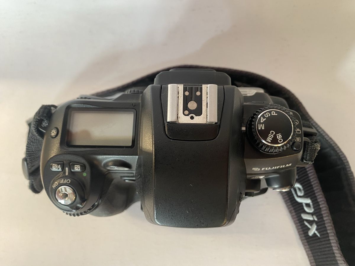 Fujifilm Fotocamera: FinePix S3Pro Nikon mount – Usato da Leysin venduto da Andrew1854 1