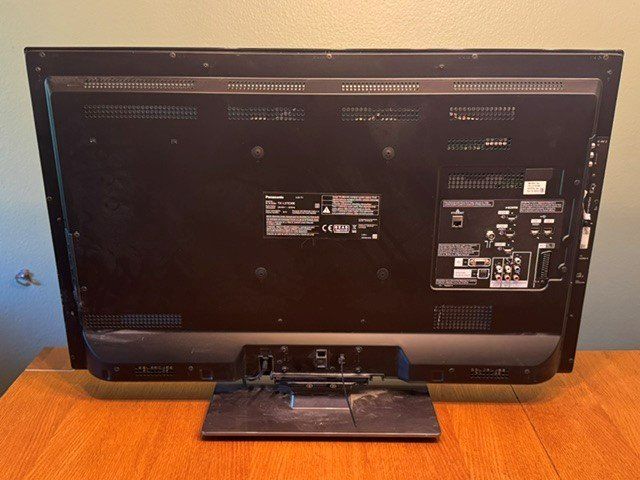 Panasonic Televisori: Panasonic 37 Zoll (Typ; TX-L37E30E) – Usato da Moenchaltorf venduto da pipopeier 1