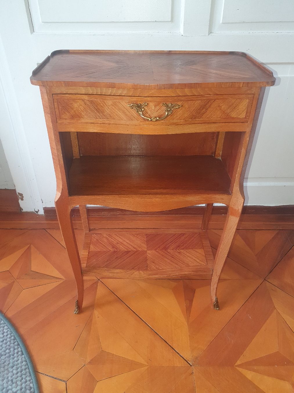 Console: Schöne Konsole – Usato da Flawil venduto da Naphtali 2