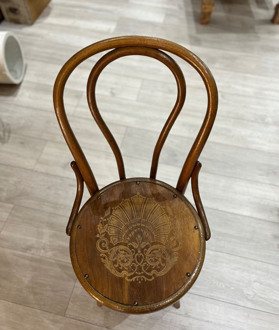 Thonet Sedie: Lot de 4 chaises anciennes – Usato da Rue venduto da Stephanie0107 4