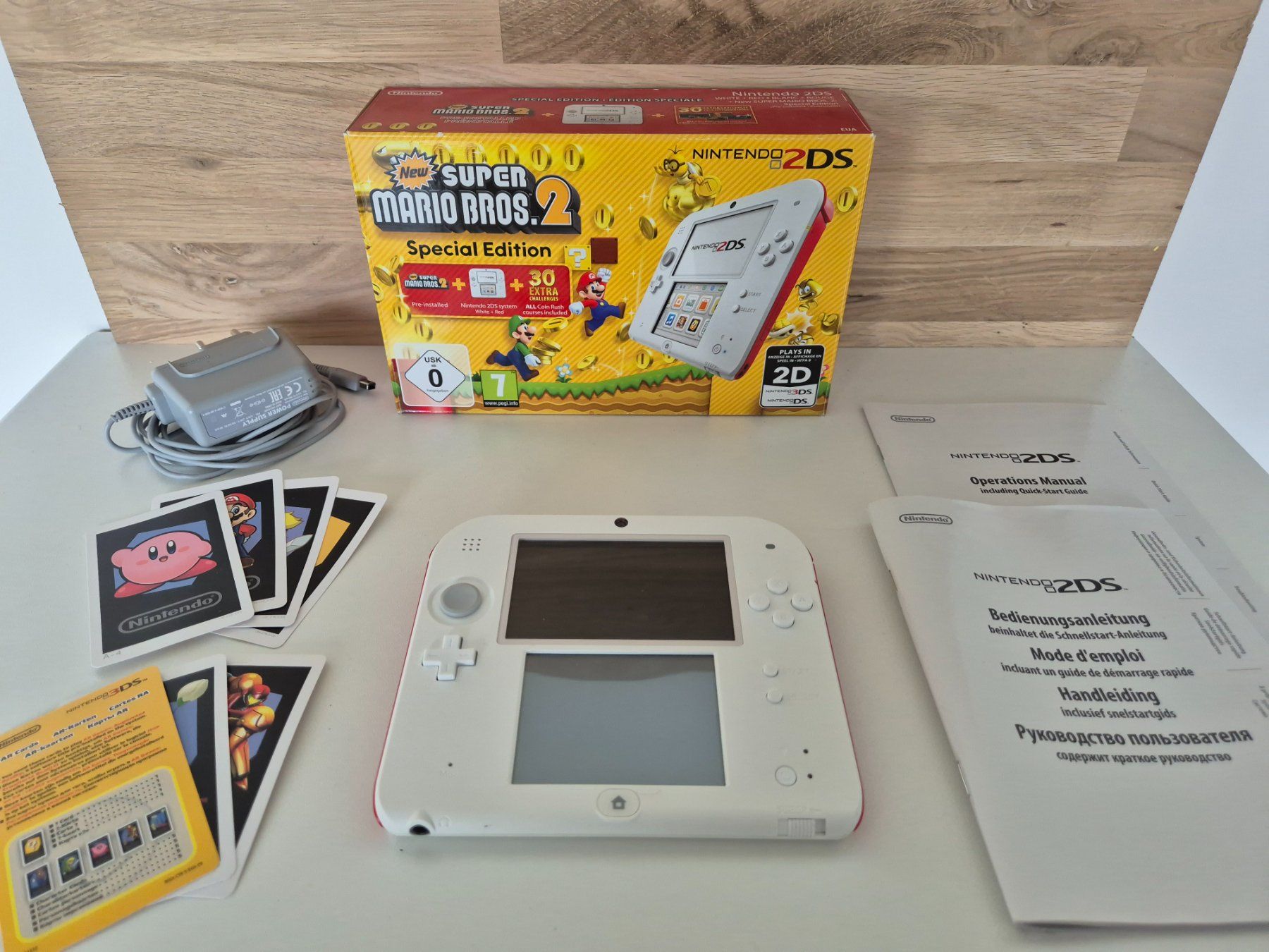 Nintendo Console: Nintendo 2DS Special Edition - Super Mario Bros. 2 Konsole – Nuovo (secondo la descrizione) da Bassersdorf venduto da retrolab 1