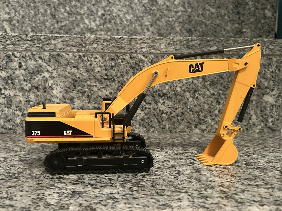 Joal Modellbausätze & Standmodelle: Cat 375, 1:50 , Joal – Neu (gemäss Beschreibung) aus Horw von Tigercat635 2