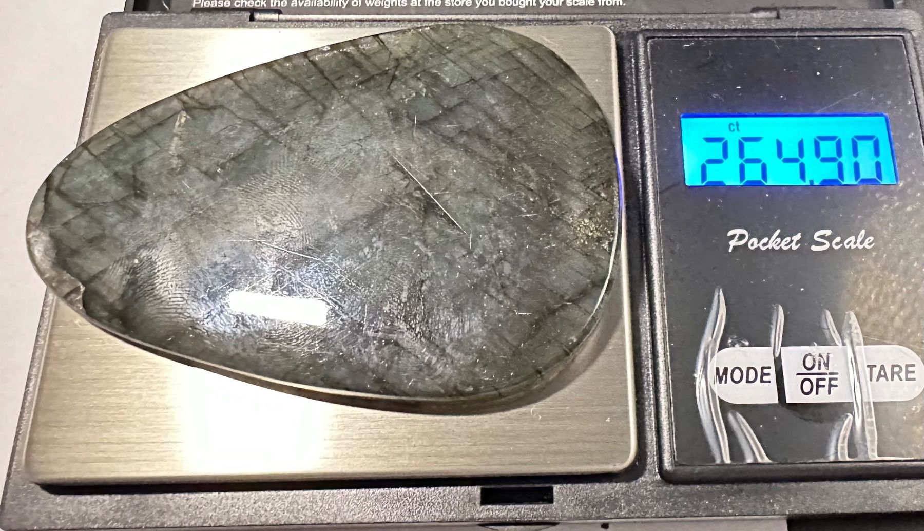 Mineralien & Heilsteine: Riesiges, Wunderschönes Labradorit Cabochon – Neu und originalverpackt aus Männedorf von CabochonExceptionnel 4