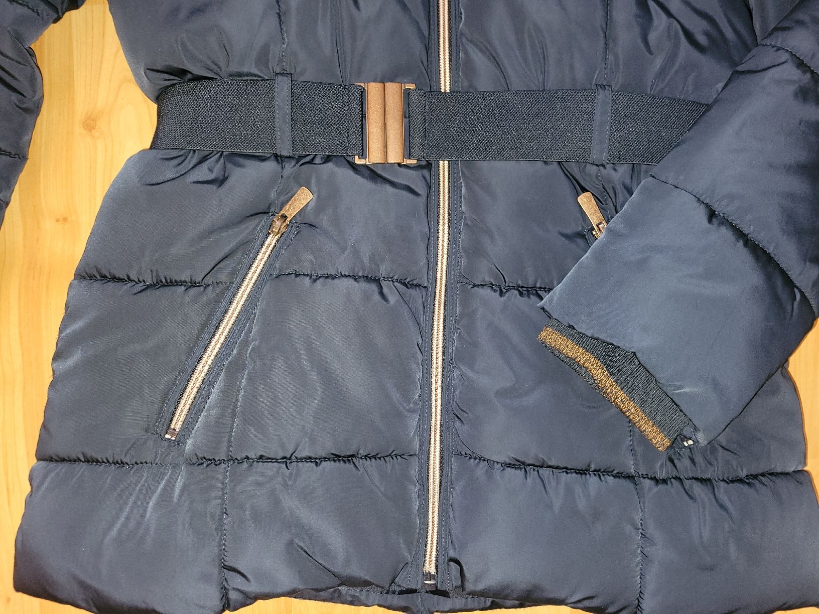 C&A Vestes & Manteaux: neuwertiger Wintermantel Gr. 164 – D'occasion à Scherzingen par zwiggi1 2