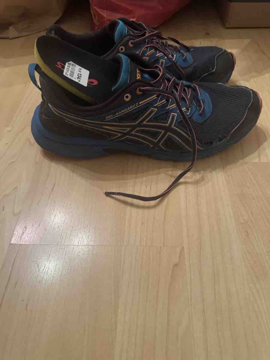Asics Scarpe da uomo: Asics Grösse 45 – Usato da Kriens venduto da M0nk3ZPlayZ 1