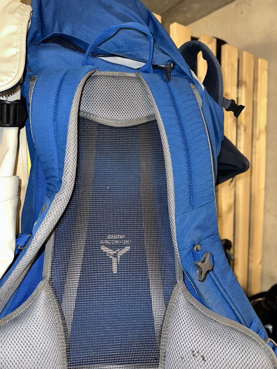Deuter Zaini: Deuter Zugspitze 24 Wanderrucksack – Usato da Duggingen venduto da nad_mjl5 2