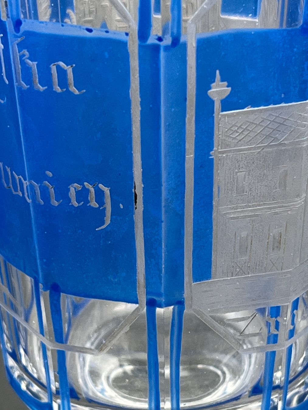 Bicchieri: 4er-Set antiker blauer böhmischer Glasbecher – Usato da Otelfingen venduto da Yossi-68 5