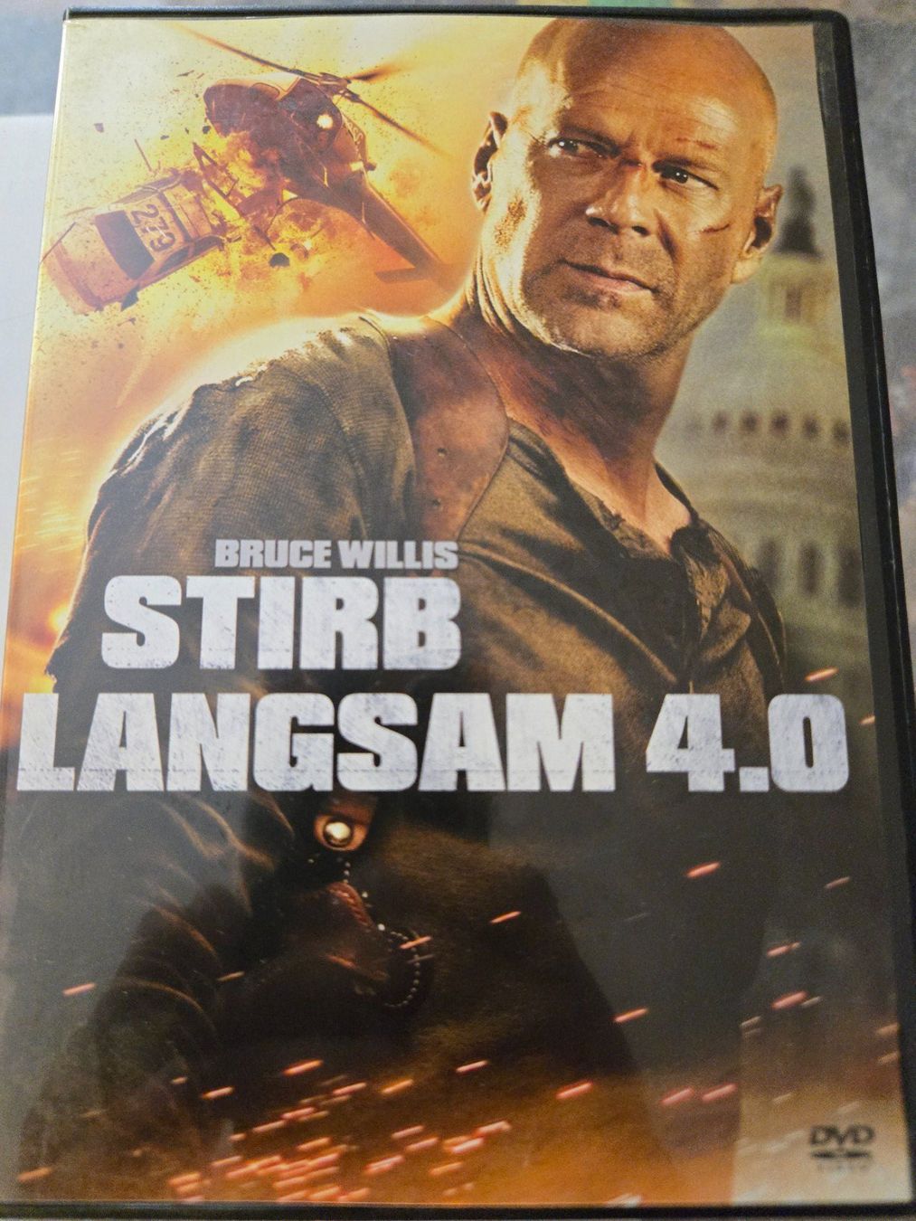 Tutti i DVDs: Stirb Langsam 4.0 DVD – Usato da Bussigny venduto da Kfdlt