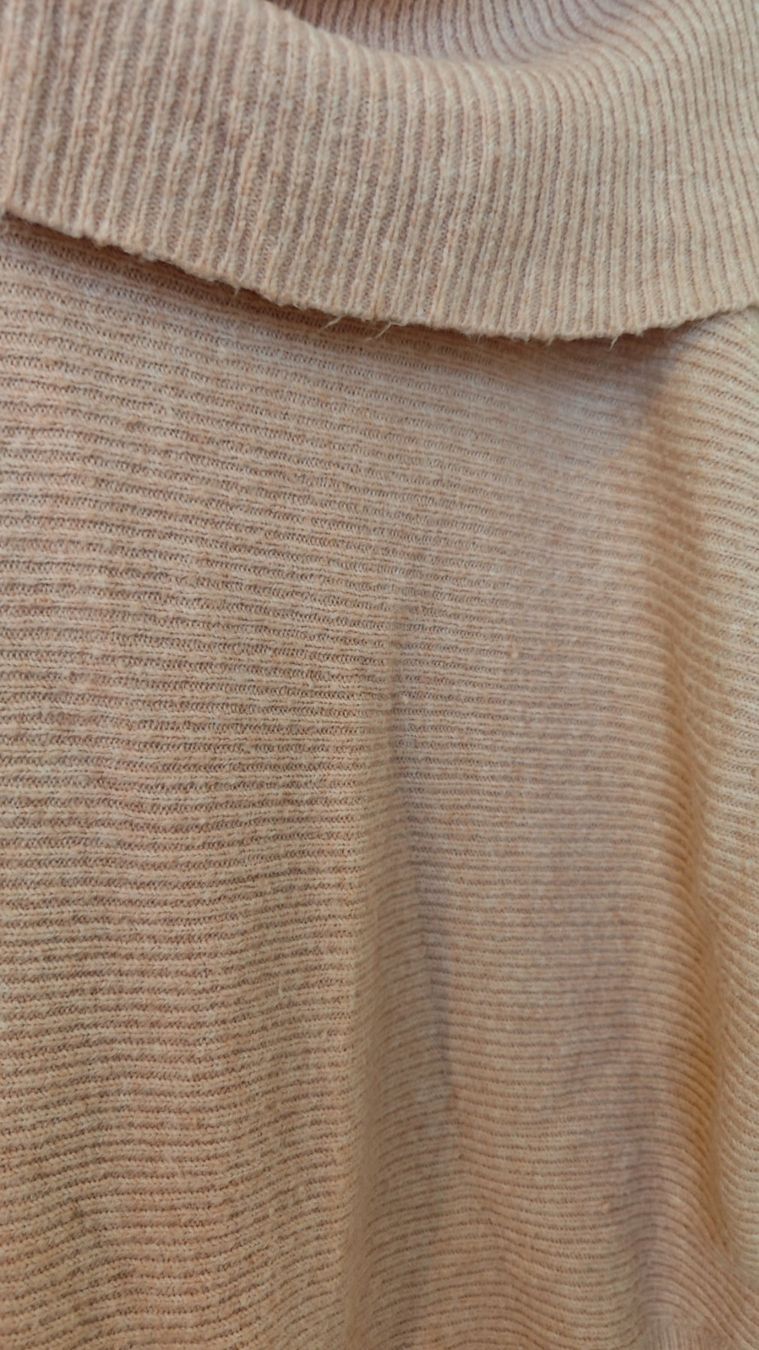 Pullover & Sweatshirts: Kuscheliger Pullover mit grossem Krage Gr. S, Miss Selfridge – Gebraucht aus Bülach von mastika82 3