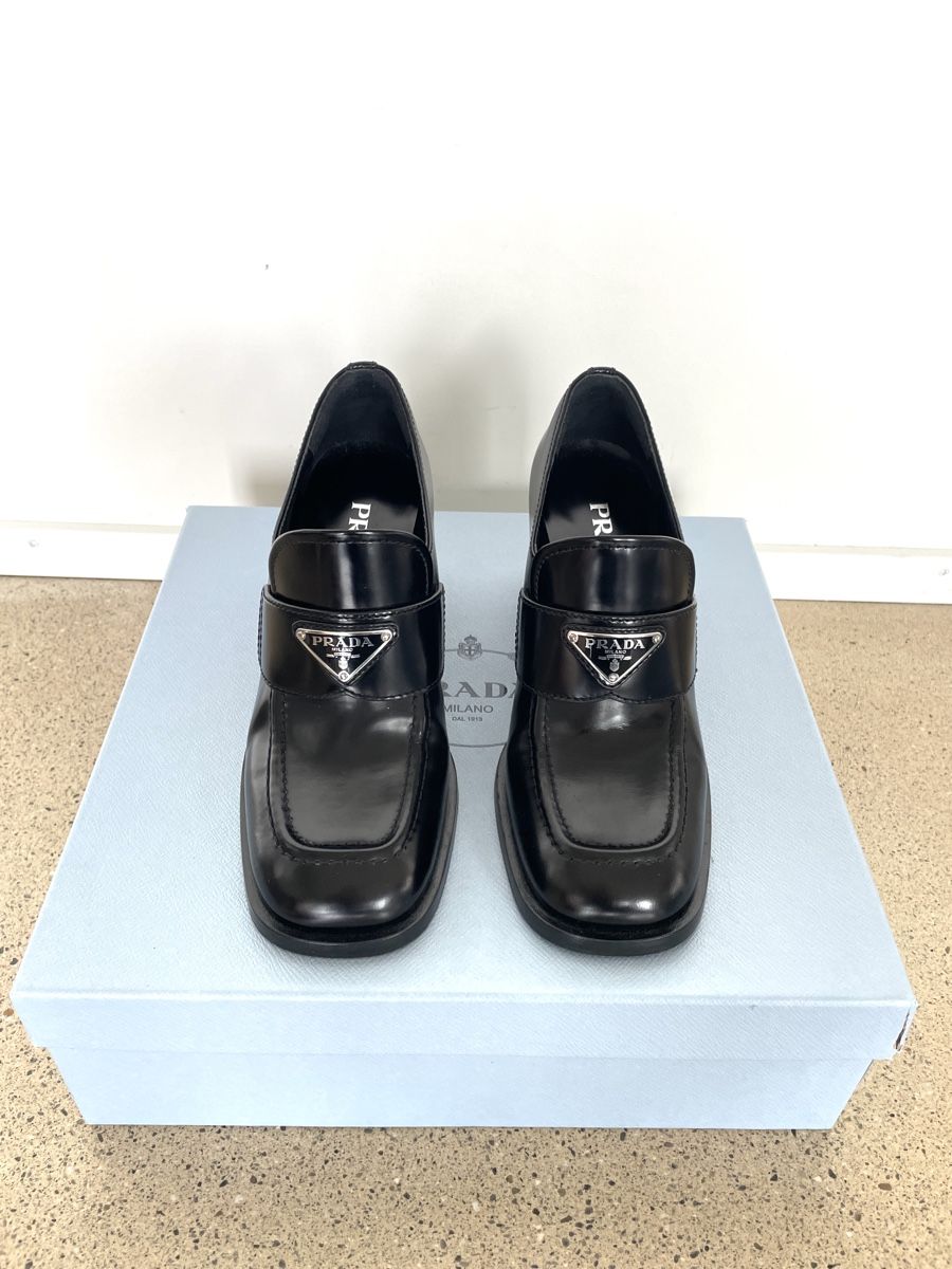 Prada Chaussures femmes: Prada Loafer – Neuf (Voir description) à Stäfa par Nicole093
