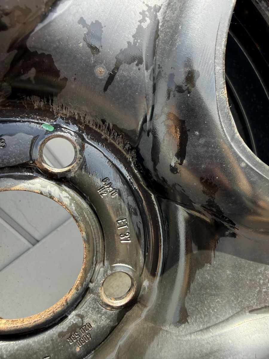 Pneumatici & Ruote complete: Roues complètes hiver Dacia 4x100   – Usato da Biel/Bienne venduto da MK_Cars 4