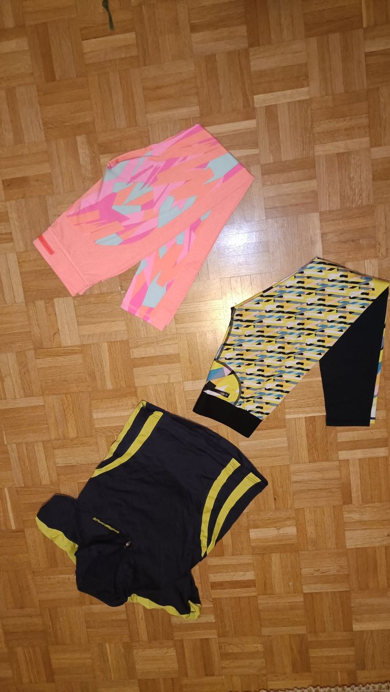 Leggings: Fitness Kleider, Leggings, Top – Usato da Dübendorf venduto da Me_sa
