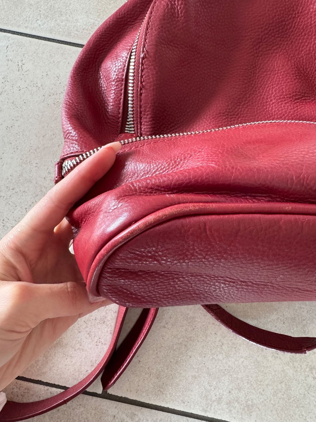 Liebeskind Zaini: Liebeskind Berlin Rucksack Leder rot – Usato da Teufen AR venduto da chi_h55m 7