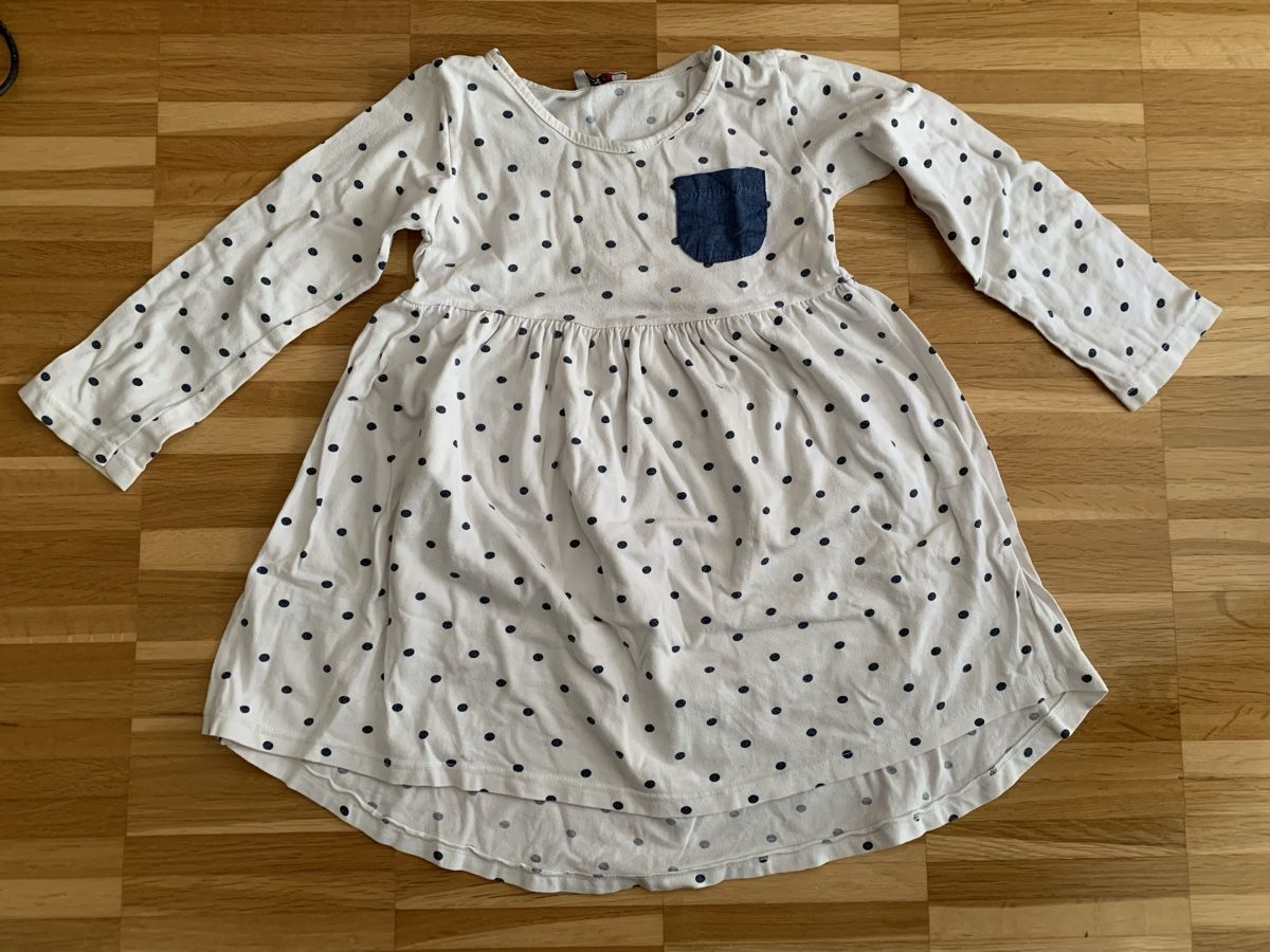 Lotti & Set di vestiti: Kleines Kleiderpaket Kind Mädchen Gr. 110 – Usato da Basel venduto da aleksbalks 1