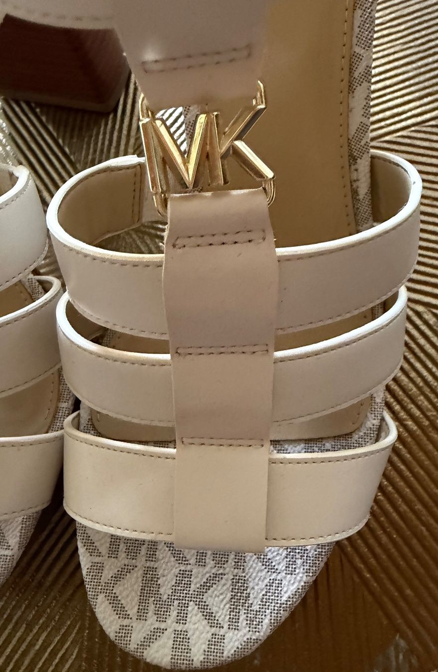 Michael Kors Scarpe da donna: Sandaletten Michael Kors beige Grösse 37.5 – Usato da Bichelsee venduto da saga74 1