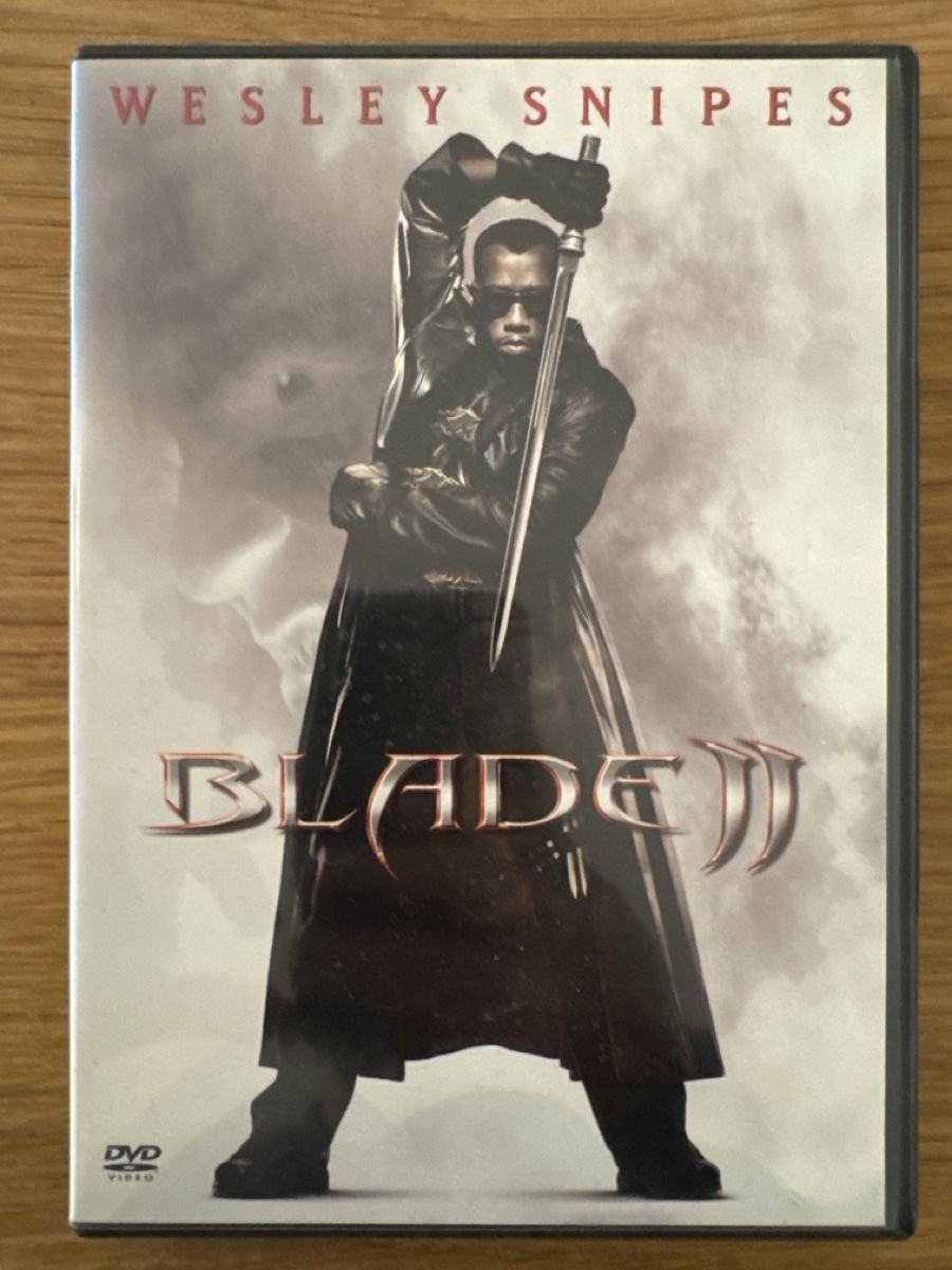 Tutti i DVDs: DVD / Blade II  – Usato da Herzogenbuchsee venduto da TCG-High-Quality
