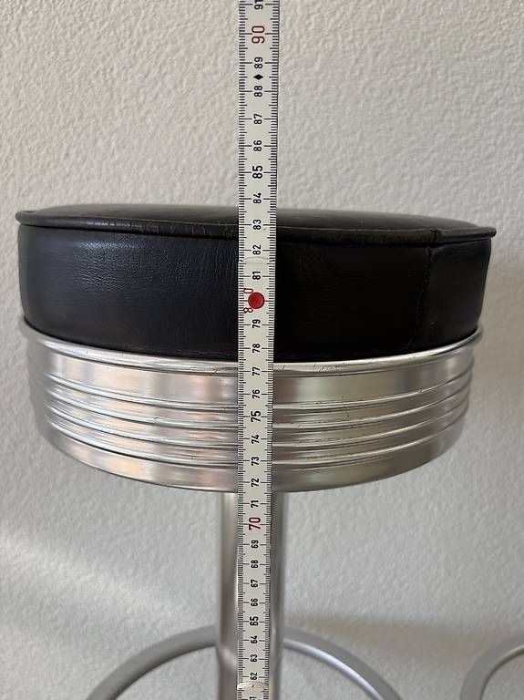 Hocker: Barhocker, Ledersitz, Aluminium – Gebraucht aus Therwil von PhilTherwil 1