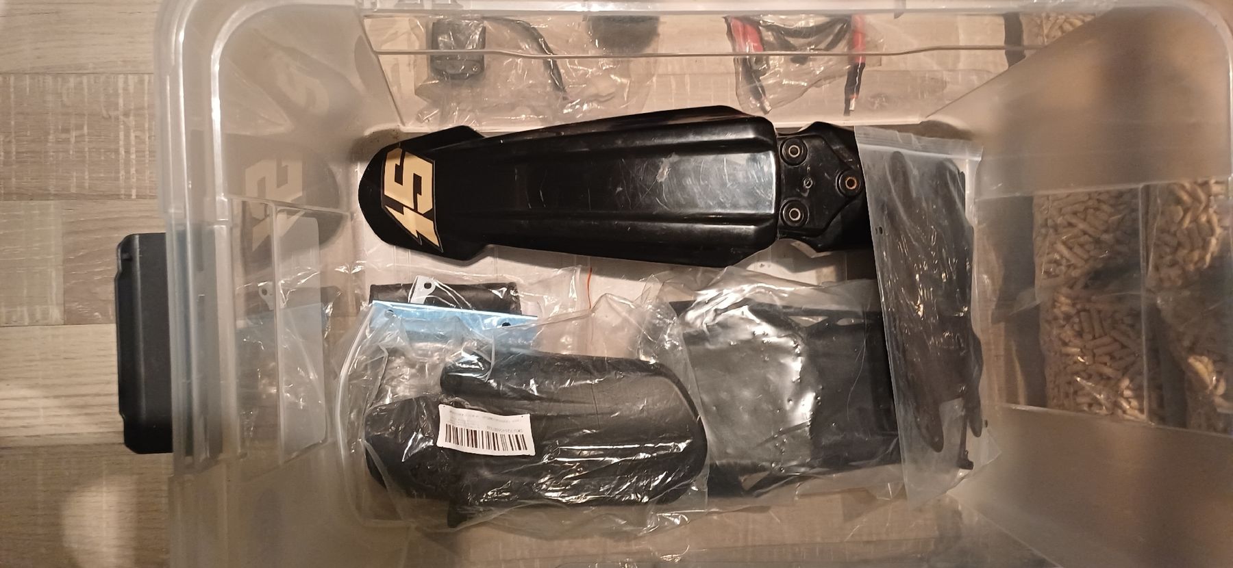 Sur-Ron Tutti i ricambio per moto: Surron light bee parts – Nuovo (secondo la descrizione) da Renens VD venduto da Kitealex 2