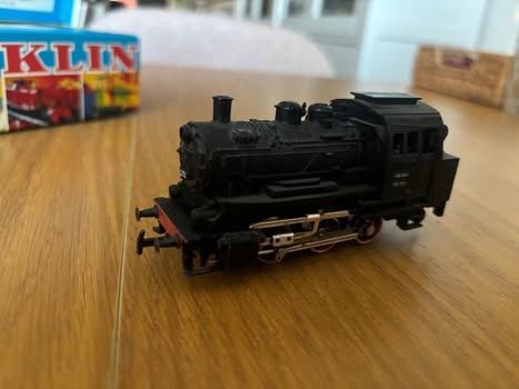 Märklin Modellini di ferrovie: Locomotive Märklin  – Usato da Orbe venduto da car_8grw 2