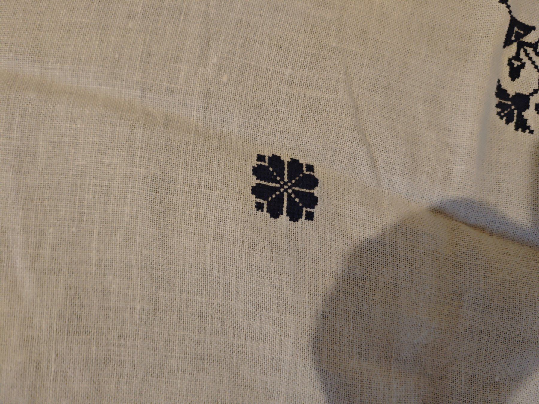 Autre linge de table: Runde Tischdecke weiss – D'occasion à Wallisellen par Kleindai 4