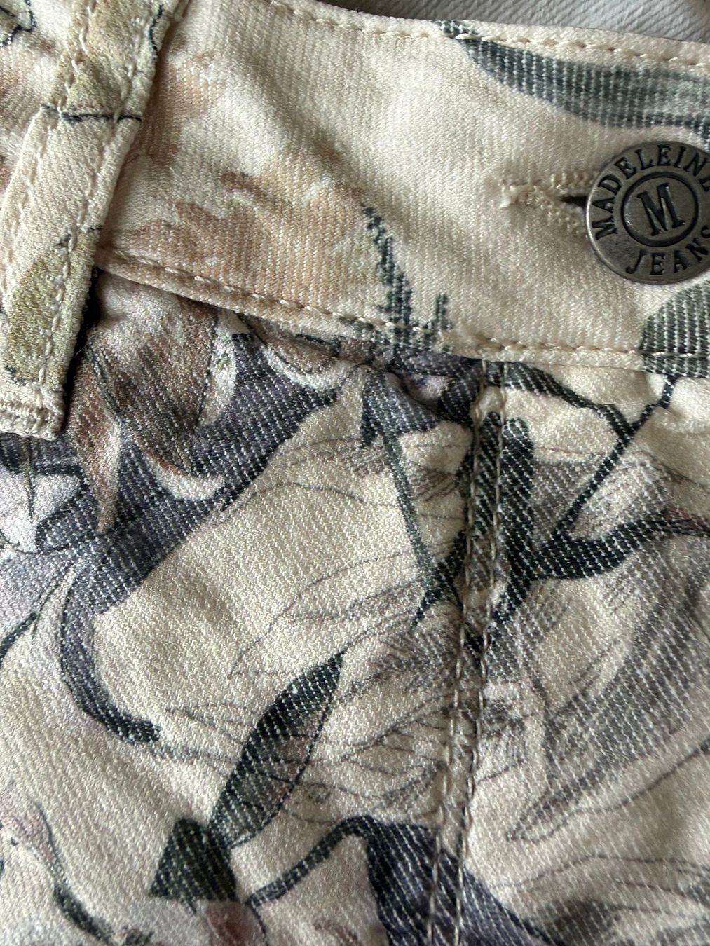 Madeleine Pantaloni: Madeleine Hose Damen Gr. 42 – Usato da Kirchdorf AG venduto da coco123 2