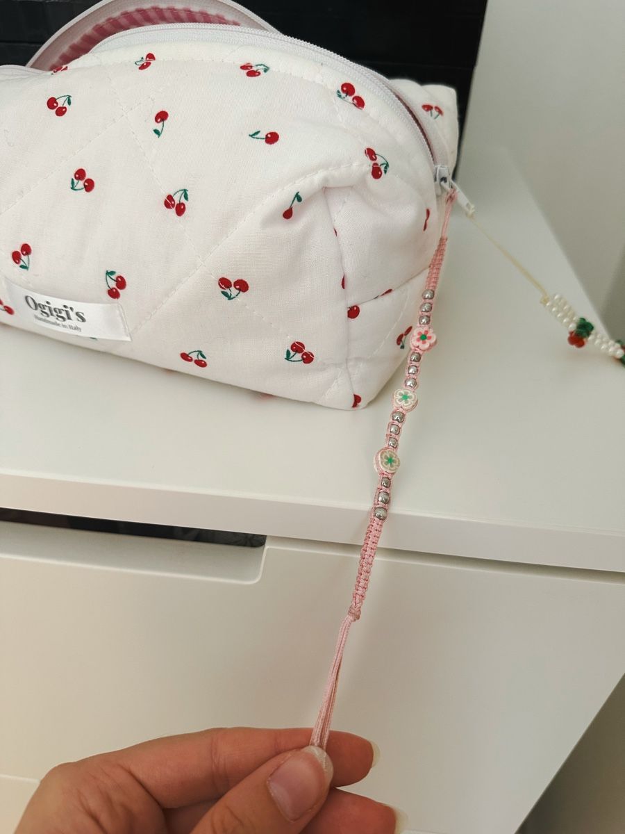 Tutte le decorazioni: Bag charm phone charm pink and flowers – Usato da Gordola venduto da EleSecondHand-TCG 2
