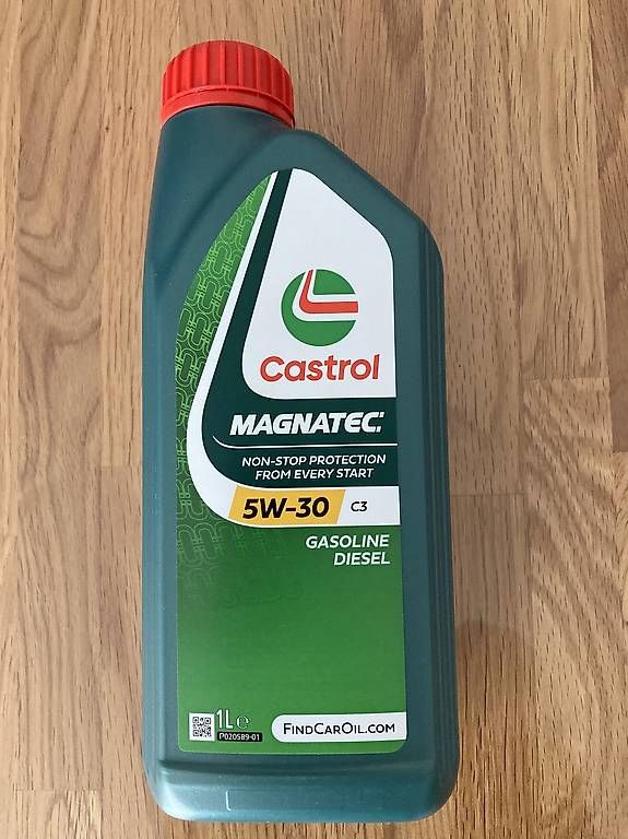 Öl und Additive: Huile moteur voitures 5W-30 – Gebraucht aus Ménières von 30A