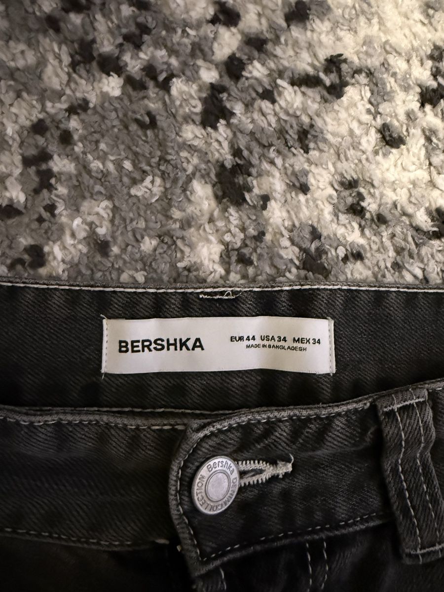 Bershka Jeans: Bershka baggy jeans – Nuovo (secondo la descrizione) da Yverdon-Les-Bains venduto da fir_7srk 1