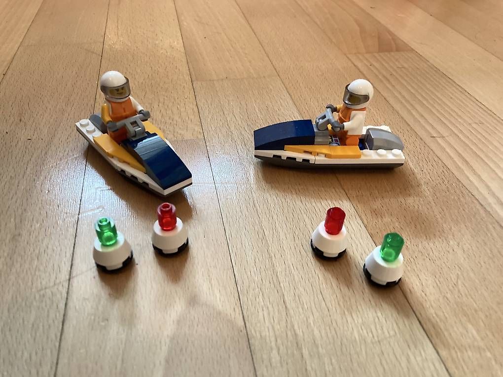 Kit di costruzioni: LEGO City 30363 Jetski – Usato da Urdorf venduto da tho_dyl8