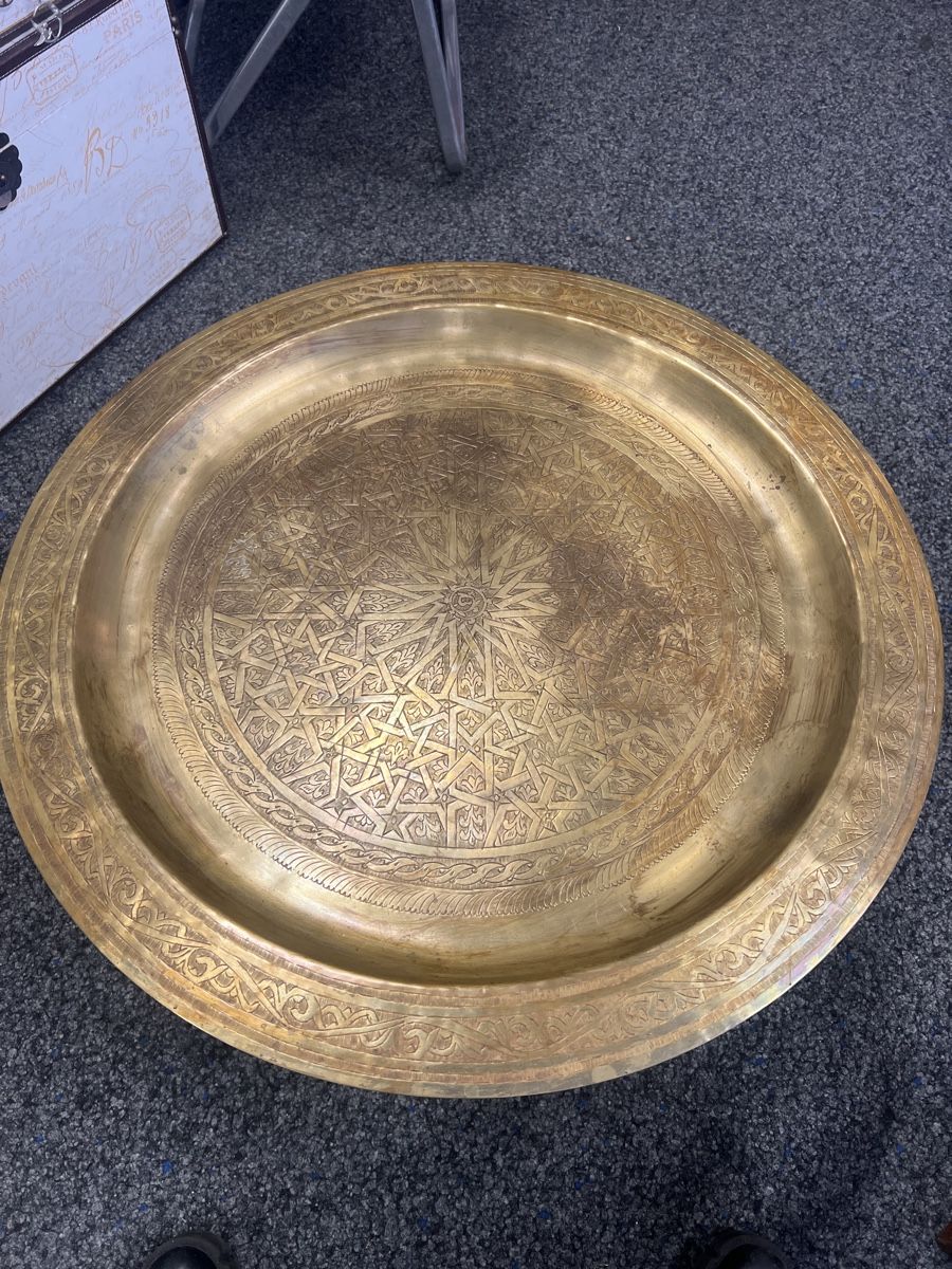 Tavoli: Messingtisch Ø70cm klappbar orientalisch – Usato da Rorschach venduto da TrendyDeals