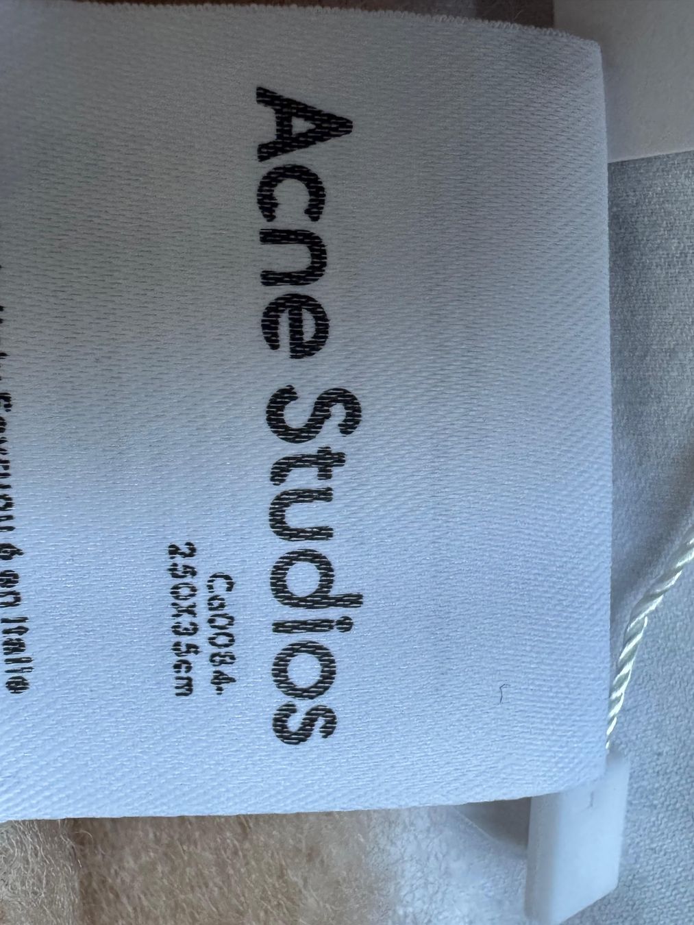 Acne Studios Foulard & Sciarpe: ACNE STUDIOS MOHAIR CHECKED SCARF/ NEU – Nuovo (secondo la descrizione) da Fehraltorf venduto da y2kout7 3