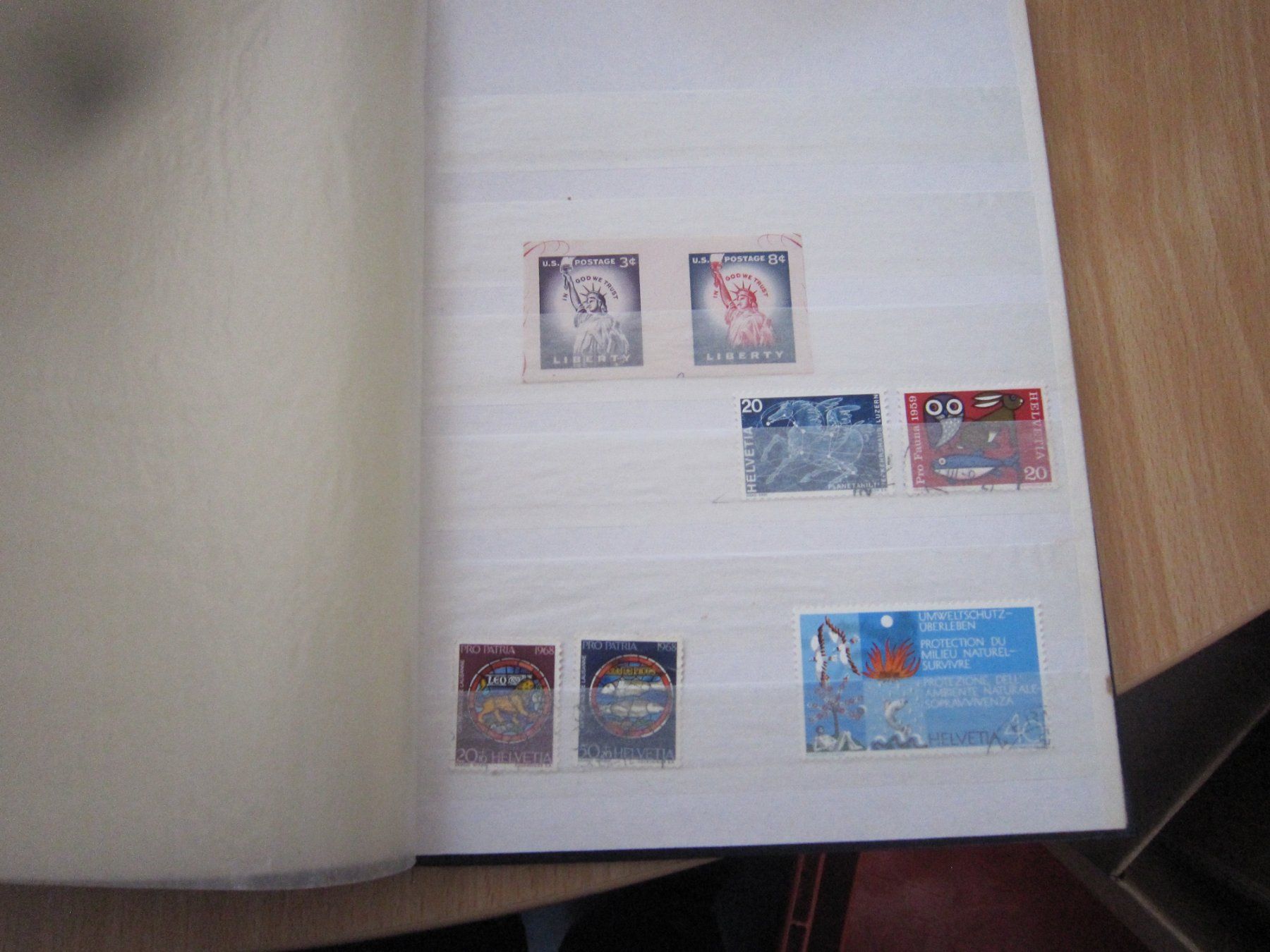 Tutti i francobolli: Lot O7 album mit Marken: Tiere – Usato da Giubiasco venduto da sal_9j6w 1