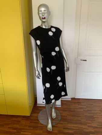 AKRIS: Neues schwarzes Kleid mit Pusteblumen, 38, NP $ 2990
