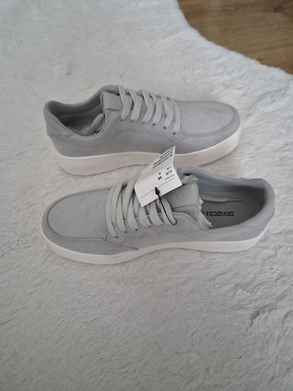 H&M Scarpe da uomo: Sneaker neu! Gr. 38 – Nuovo e nell'imballaggio originale da Birr venduto da Daria_secondhand 1