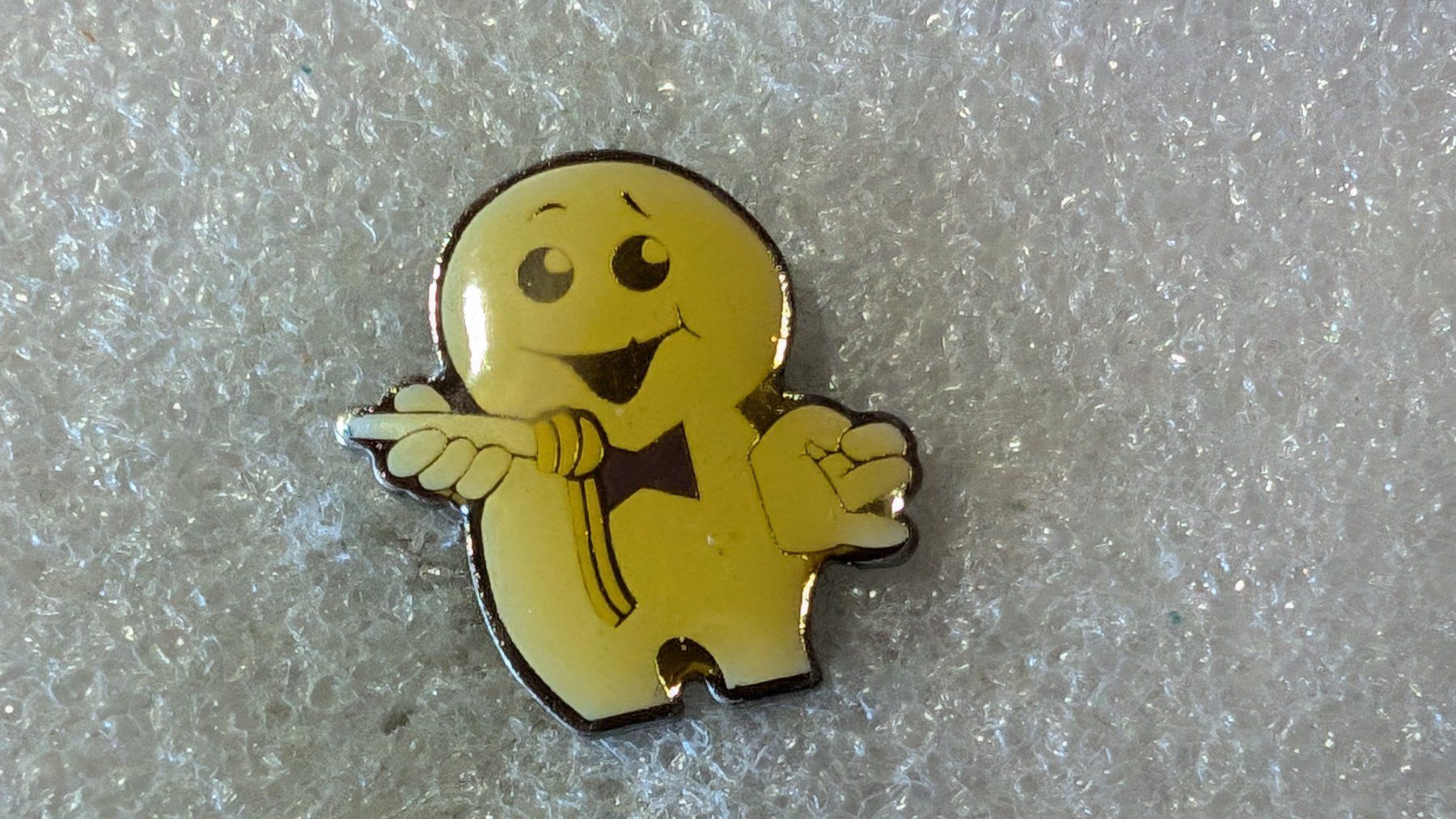 Placchette & Badge: Ansteckpin 230: Maga Bio – Usato da Oppligen venduto da Pin-Fall-Shop
