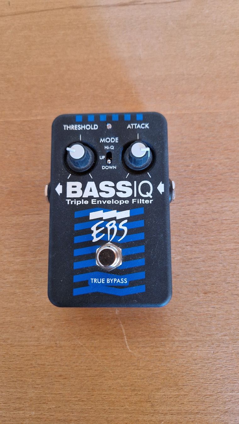 Strumenti musicali: EBS BassIQ Triple Envelope Filter – Usato da Niedermuhlern venduto da Mahkah.65
