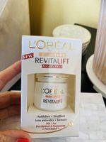 Loréal Revitalift Yeux Soin anti-rides neuf