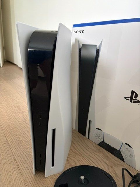 Sony Console: PlayStation PS5 Disc Edition defekt – Difettoso da Thalwil venduto da chr_v2l5 1