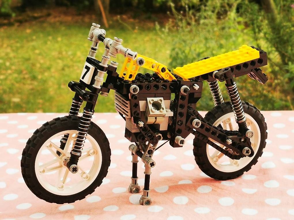 Technics Baukästen: LEGO Technic 8838 Shock Cycle – Gebraucht aus Ermatingen von Irem77
