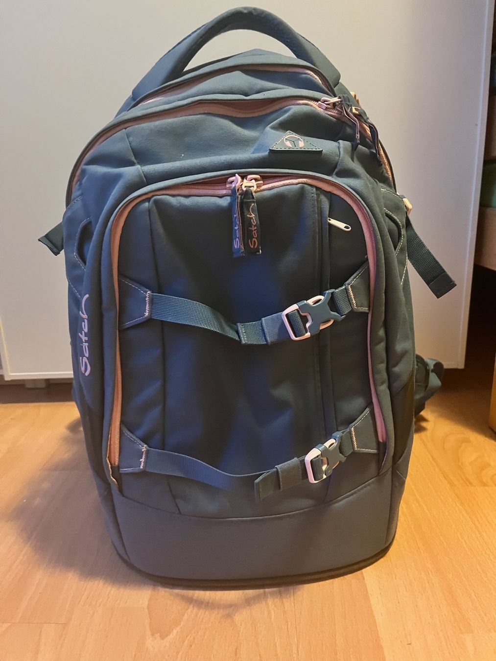 Satch Borse & Zaini: Satch Schul Rucksack blau – Usato da Bern venduto da c_hebenstreit